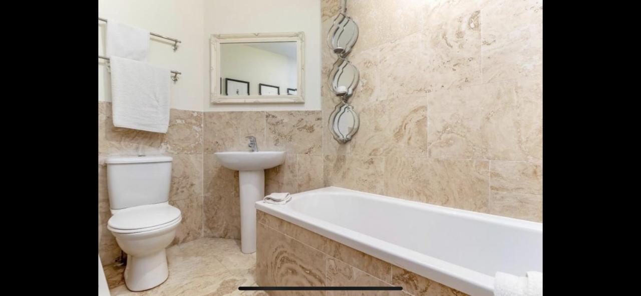 Private Apartment - 3 Bedrooms Harrogate Exteriér fotografie